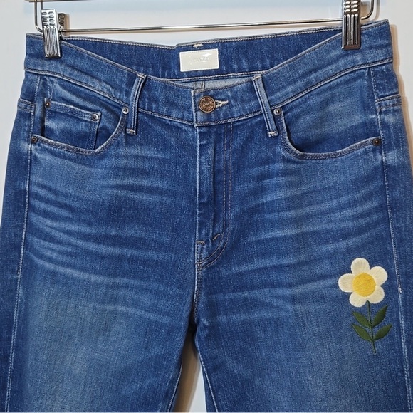 MOTHER The Weekender Fray Jean In Gold Rush Sz 28 Floral Embroidered Boho Flare - Picture 3 of 9
